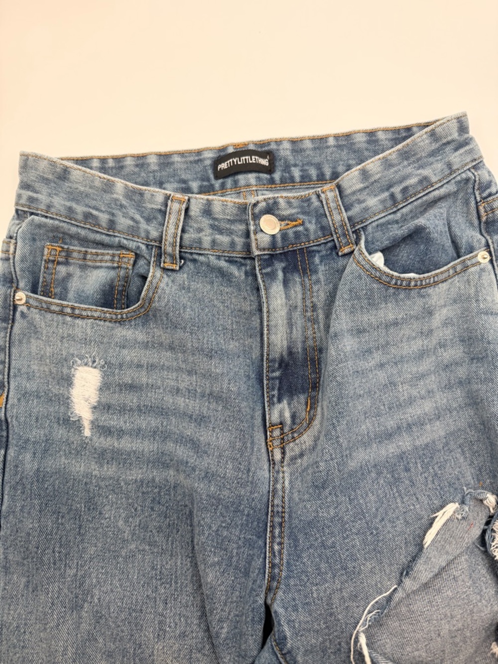 PrettyLittleThing Distressed High Rise Straight Leg Jeans - Sz 6- Mid Wash - Picture 8 of 8